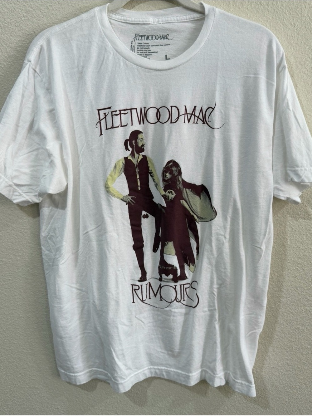 Fleetwood Mac White 'Rumours' Graphic T-Shirt size L